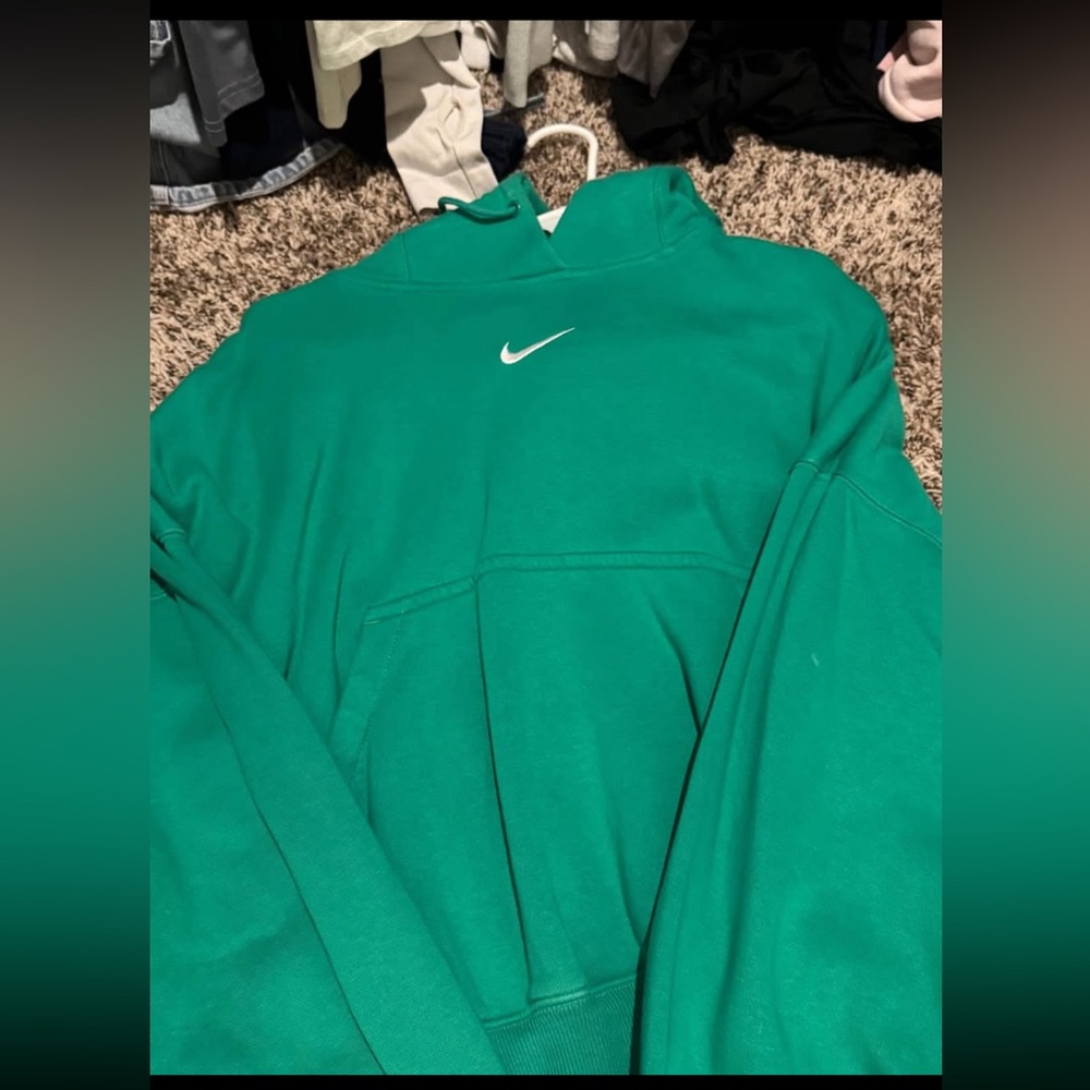 Nike Emerald Green Hoodie Cropped